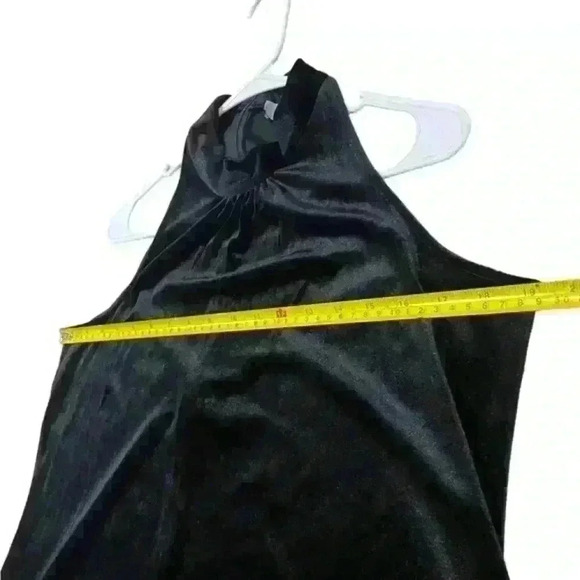 Lola & Sophie Black Velvet Halter High Lo Dress Size Small - Picture 7 of 7
